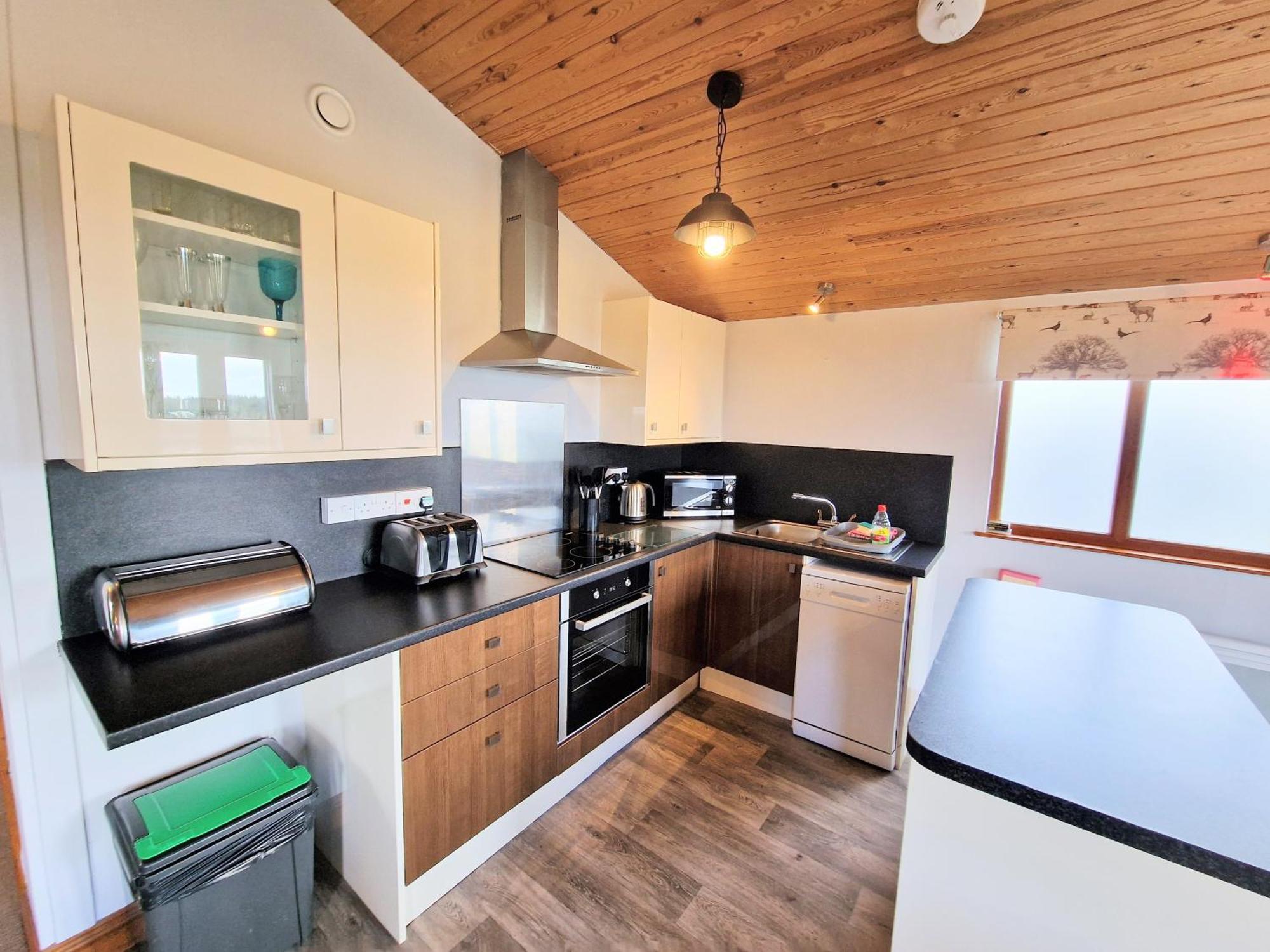 Ochil 8 With Private Hot Tub - Fife - Loch Leven - Lomond Hills Βίλα Kelty Εξωτερικό φωτογραφία