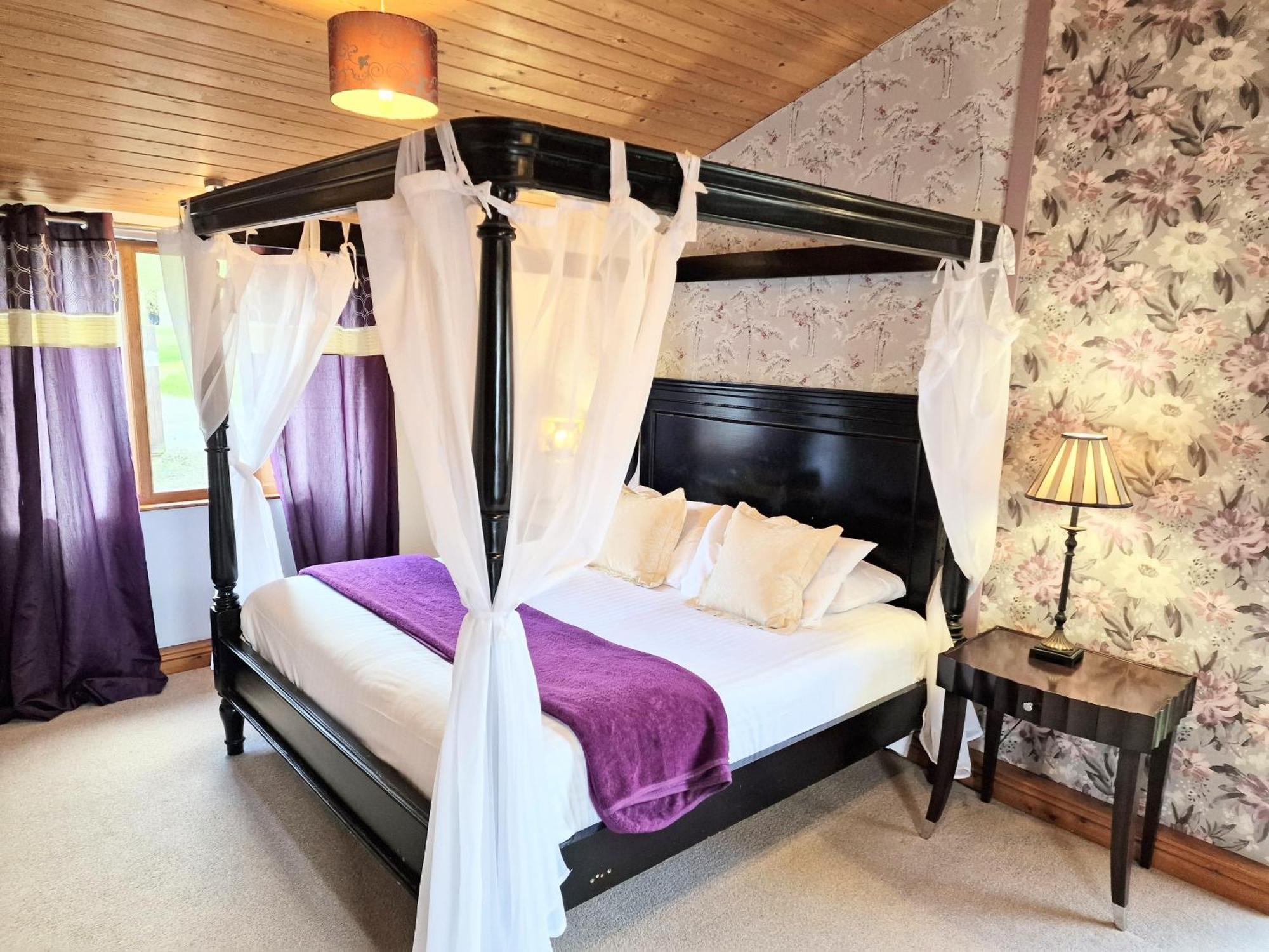 Ochil 8 With Private Hot Tub - Fife - Loch Leven - Lomond Hills Βίλα Kelty Εξωτερικό φωτογραφία