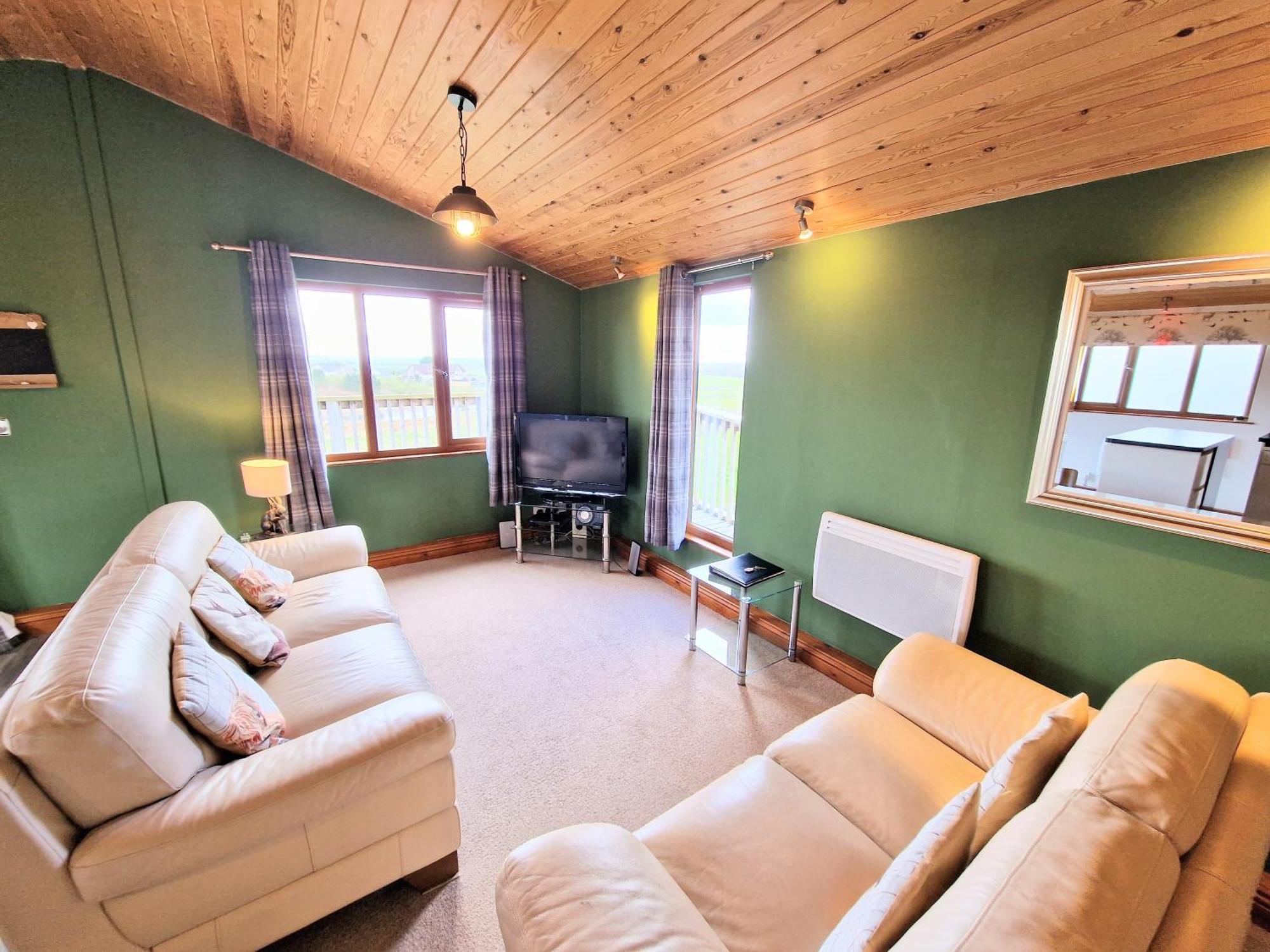 Ochil 8 With Private Hot Tub - Fife - Loch Leven - Lomond Hills Βίλα Kelty Εξωτερικό φωτογραφία