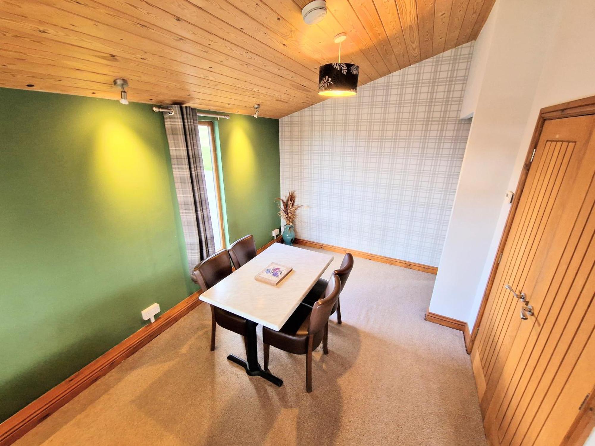 Ochil 8 With Private Hot Tub - Fife - Loch Leven - Lomond Hills Βίλα Kelty Εξωτερικό φωτογραφία